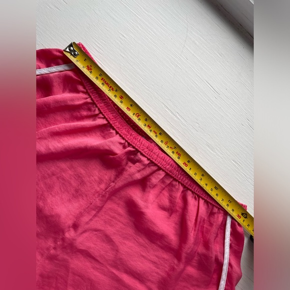 Pink mini-shorts - Picture 8 of 8